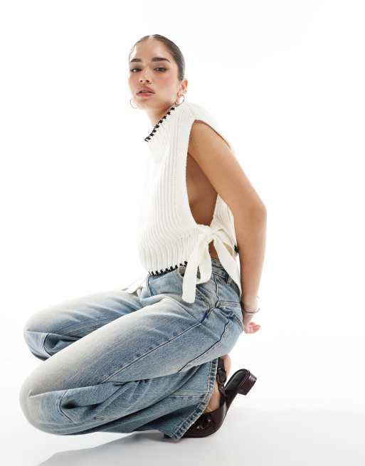 Miss Selfridge - Top senza maniche in maglia crema con profili