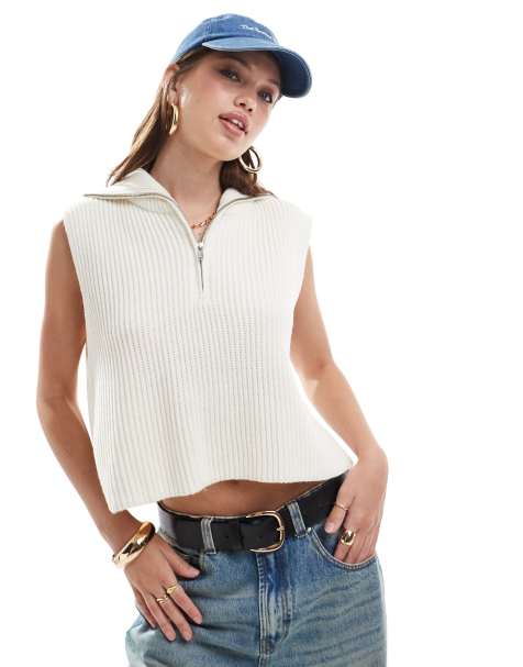 Miss Selfridge - Top senza maniche in maglia crema con zip corta - view 1