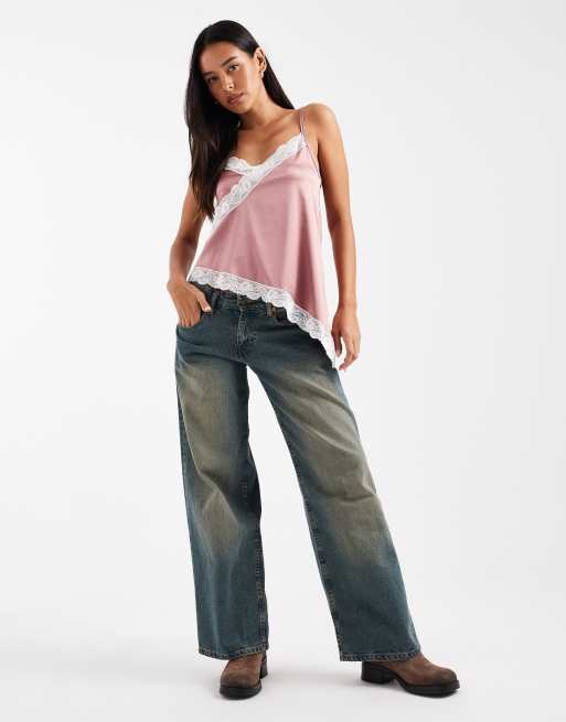 Miss Selfridge - Top taglio lungo in raso rosa con bordi in pizzo, 3 di 4