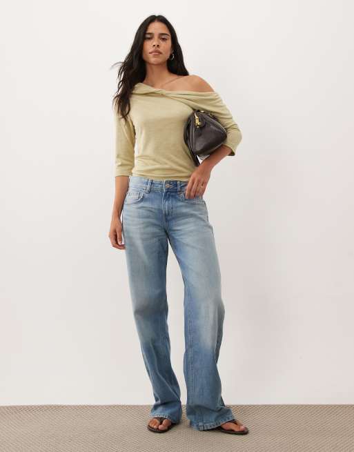 Miss Selfridge top torsadé à épaules dénudées en olive, 3 de 4