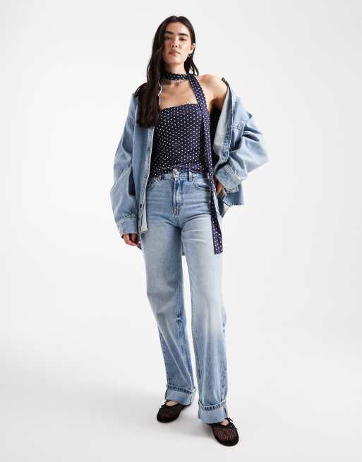 Miss Selfridge – Trägerloses Schal-Top mit Punktemuster, 2 von 4