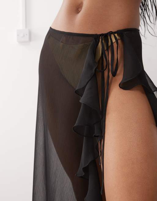 Miss Selfridge – Transparenter Strand-Sarong aus Chiffon in Schwarz mit Rüschendetail und Bindebändern, 2 von 5