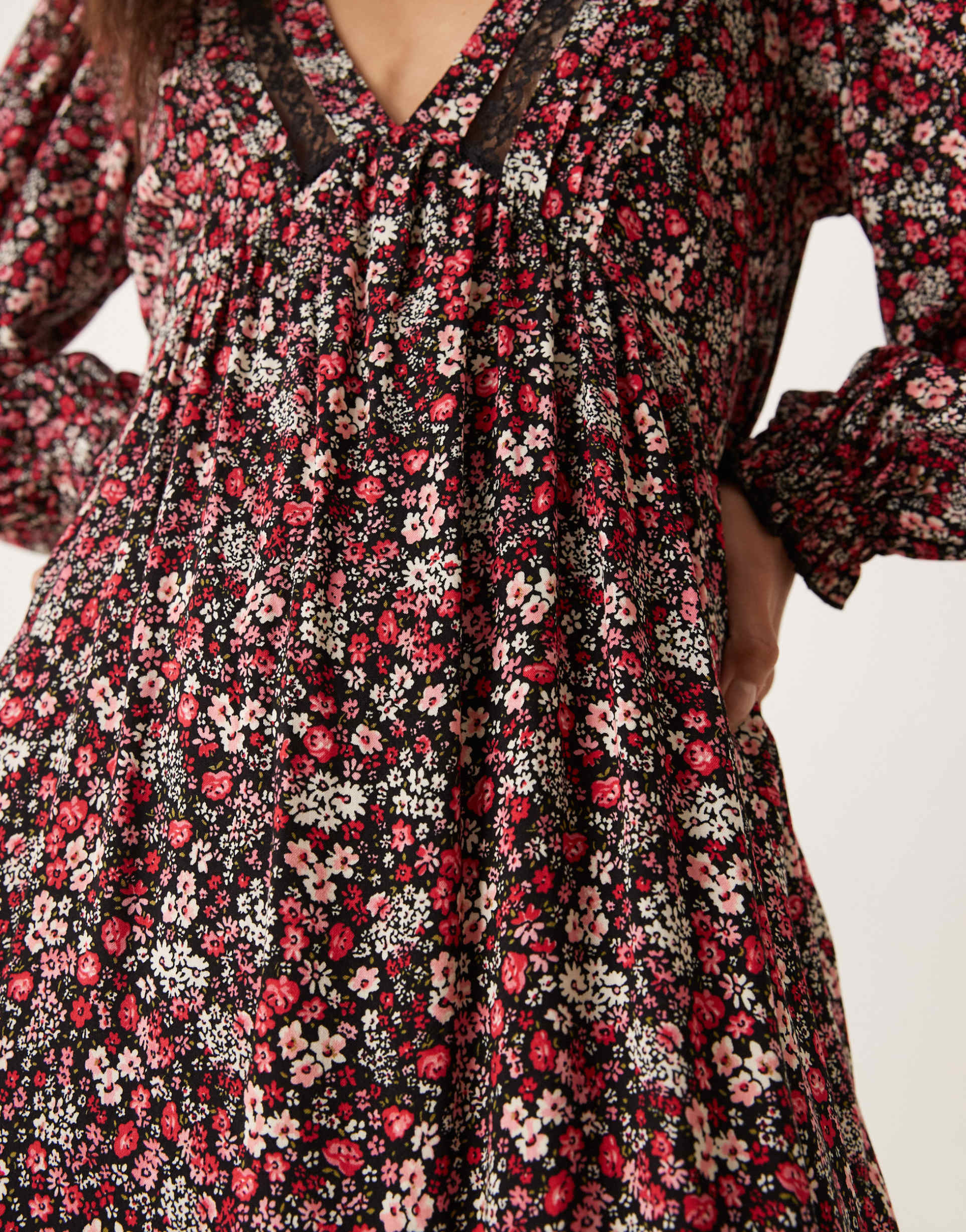 miss selfridge trimmed maxi dress in multi print