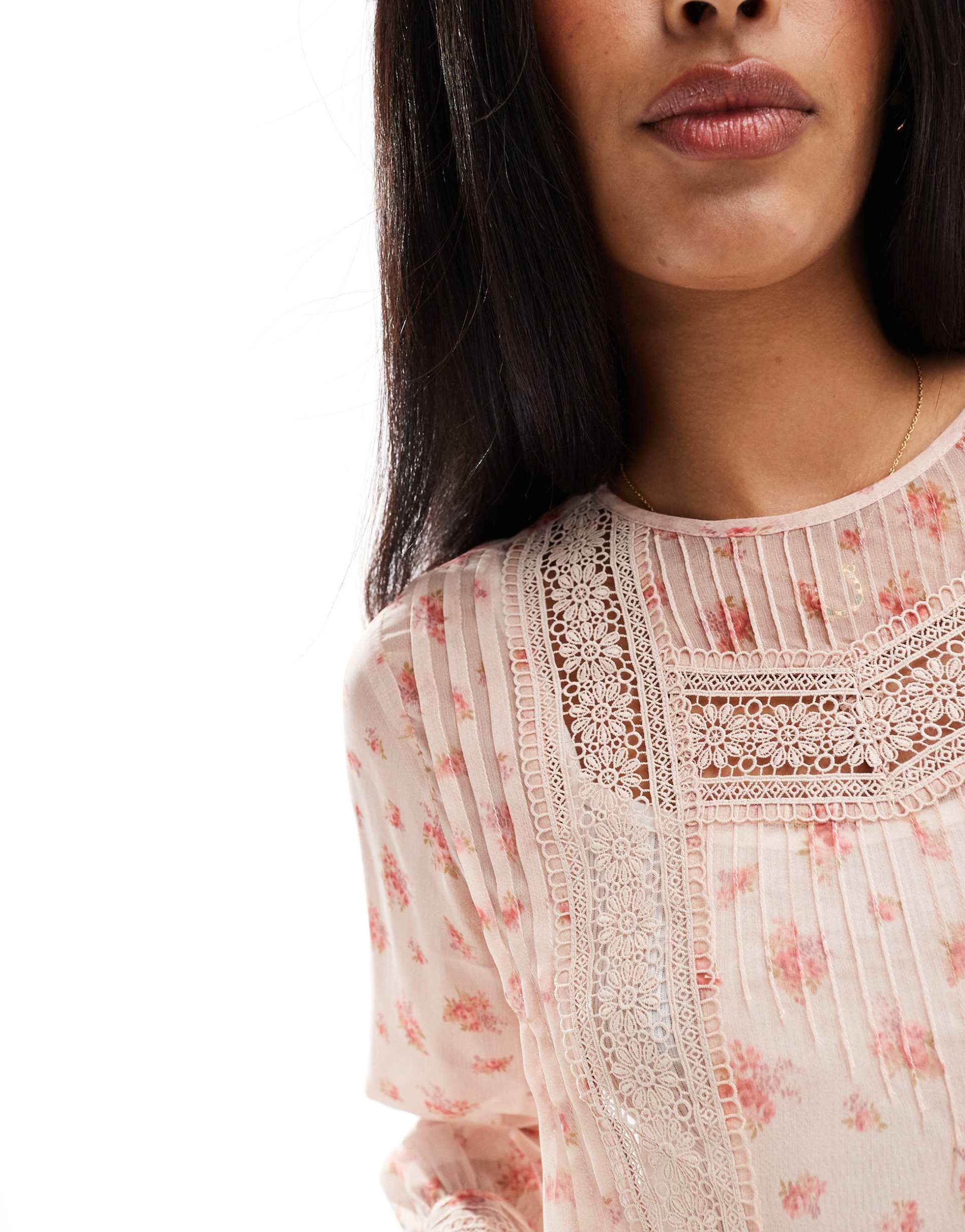 miss selfridge trimmed up blouse in ditsy print