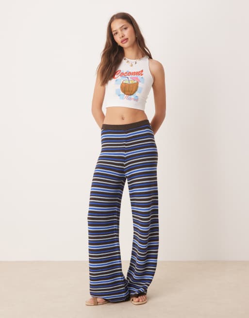 Miss Selfridge tropical coconut graphic racer neck top in natural, 2 of 4