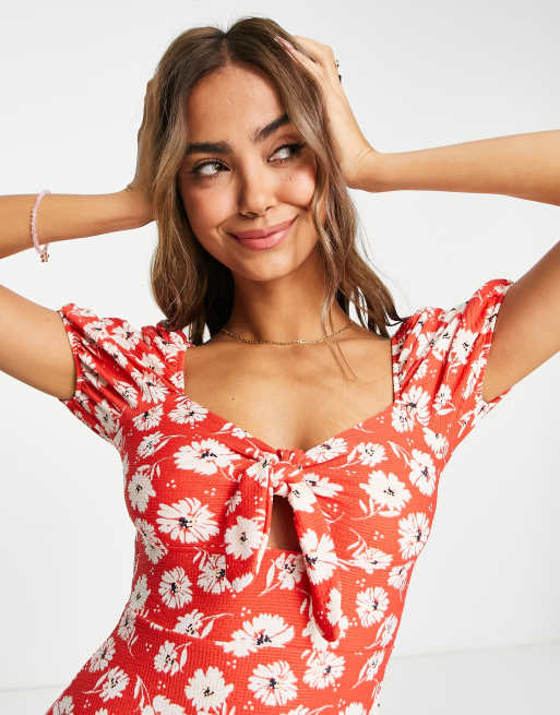 Miss Selfridge - Tætsiddende minikjole med svaj og sløjfe i rød med blomstermønster, 3 af 4