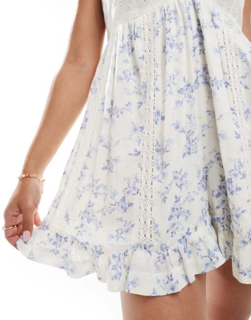 Miss Selfridge - Tuta corta blu stampata in misto pizzo e mussola, 3 di 4