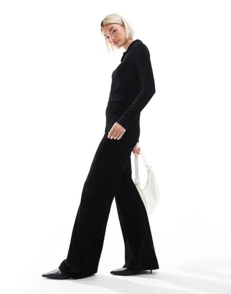Miss Selfridge - Tuta jumpsuit in velluto a coste con collo serafino - view 1