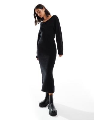 twist back cozy knit maxi dress in black