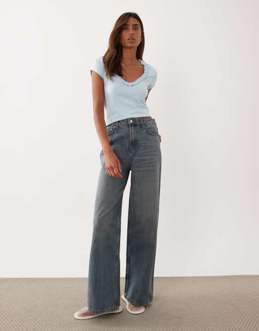 Miss Selfridge v front tshirt with ruffle detail in pale blue, 2 of 4
