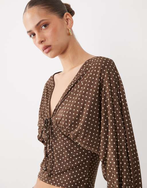 Miss Selfridge v-neck balloon sleeve top in chocolate polka dot, 3 of 4