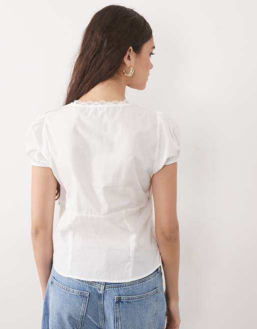 Miss Selfridge v-neck lace detailing fitted shirt in white, 3 of 4