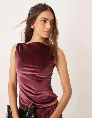 velvet slash neck racer top in burgundy-Red