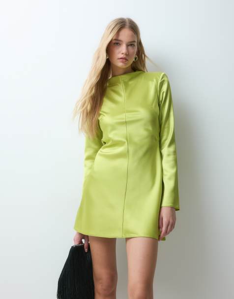 Miss Selfridge vestido mini de satén con hombreras marcadas en 'chartreuse' - view 1