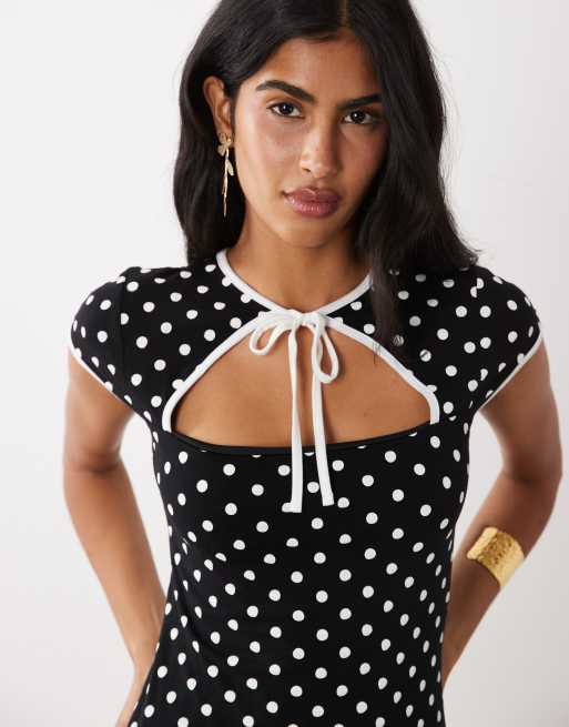 Miss Selfridge - Vestito a pois con apertura a goccia e profili a contrasto, 3 di 4