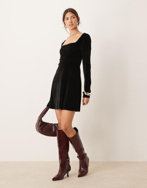 Miss Selfridge - Vestito con corpino aderente e gonna svasata in velluto con scollo squadrato - view 1