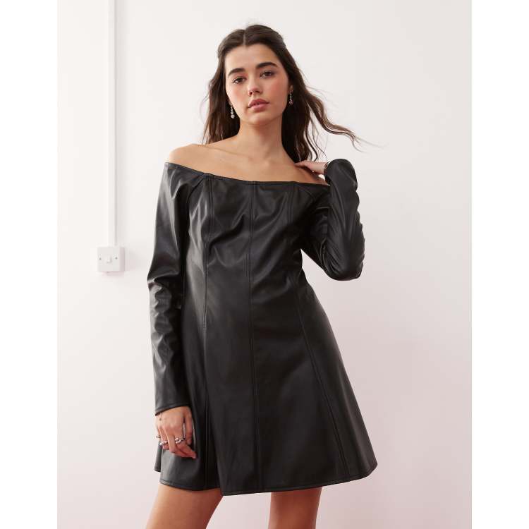 Vestito pelle aderente outlet
