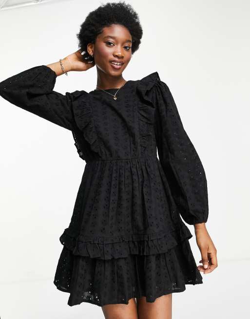 Miss Selfridge - Vestito corto con corpino aderente e gonna svasata in pizzo nero