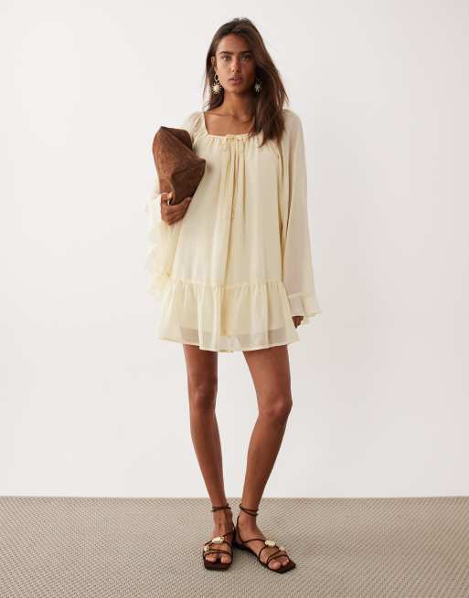Miss Selfridge - Vestito corto in chiffon color latticello