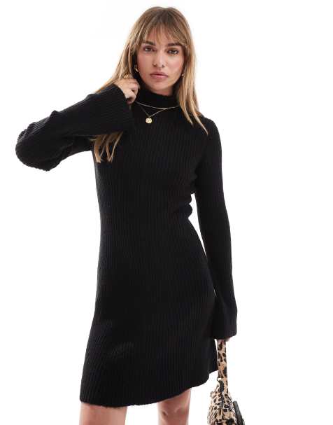 Miss Selfridge - Vestito corto in maglia nero svasato con collo a imbuto - view 1