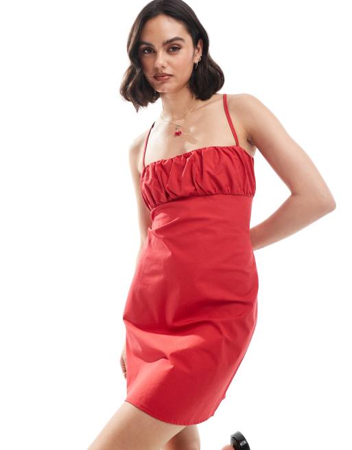 Miss Selfridge - Vestito corto in popeline rosso allacciato sul retro