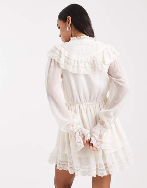 Miss Selfridge - Vestito corto in stile vittoriano con volant in chiffon écru, 4 di 4