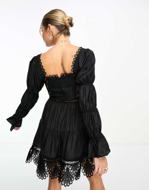 Miss Selfridge - Vestito corto nero a corsetto in raso con inserti in pizzo , 4 di 4