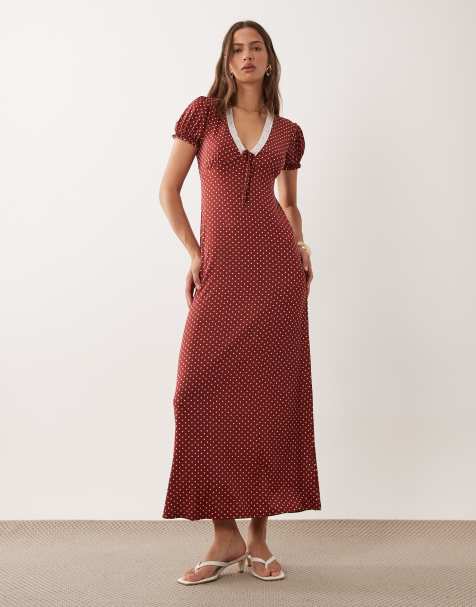 Miss Selfridge - Vestito da giorno lungo rosso a pois con scollo a V e finiture in pizzo - view 1