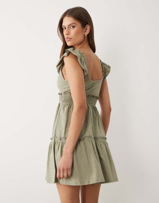 Miss Selfridge - Vestito grembiule kaki con maniche con volant, 4 di 4