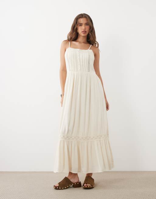 Miss Selfridge - Vestito lungo color avorio con inserti in pizzo