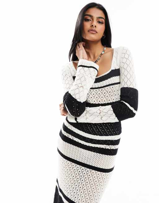 Miss Selfridge - Vestito midi a maniche lunghe in maglia all'uncinetto a righe multicolore con scollo squadrato