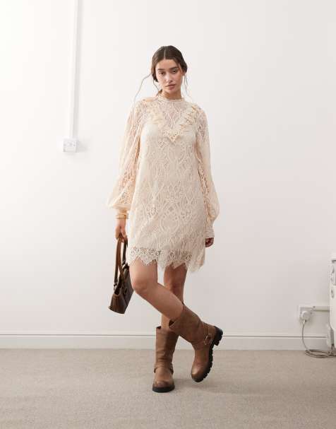 Miss Selfridge – Victoriana – Minikleid aus hellrosa Spitze - view 1