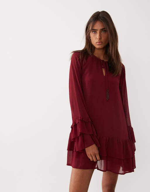 Miss Selfridge – Vinröd miniklänning i chiffong med volang, 2 av 4