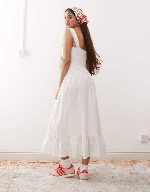 Miss Selfridge – Vit maxiklänning i broderie anglaise med milkmaid-design, 4 av 4