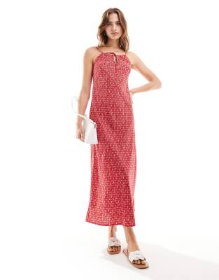 Miss Selfridge - Vorne gebundenes, asymmetrisch geschnittenes Maxi-Trägerkleid in Rot mit Paisley-Punkten