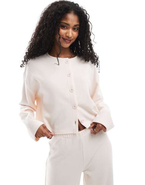 Miss Selfridge – Weiche, gerippte Strickjacke in Hellrosa - view 1