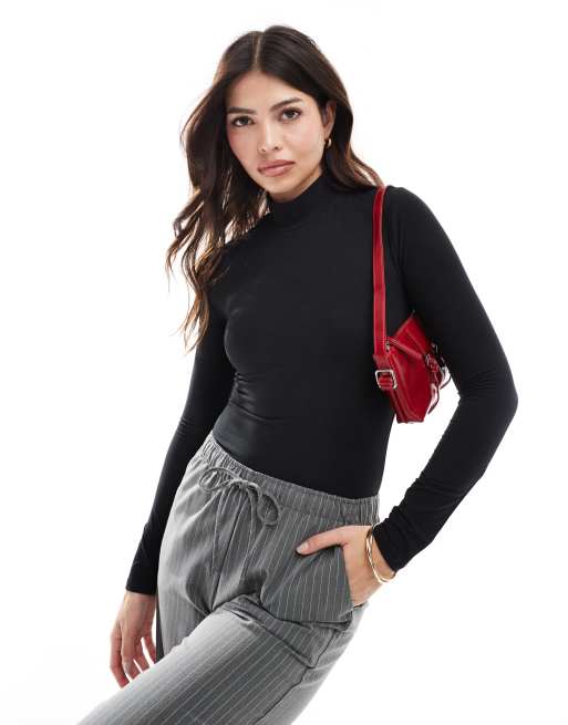 Miss Selfridge – Weicher, langärmliger Body in Schwarz mit Stehkragen