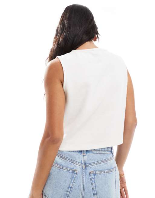 Miss Selfridge – Weste in Ecru mit Muschelmotiven aus Metall, 4 von 4