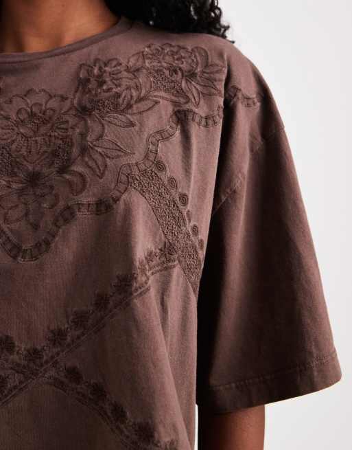 Miss Selfridge western embroidered cropped tee in chocolate, 3 of 4
