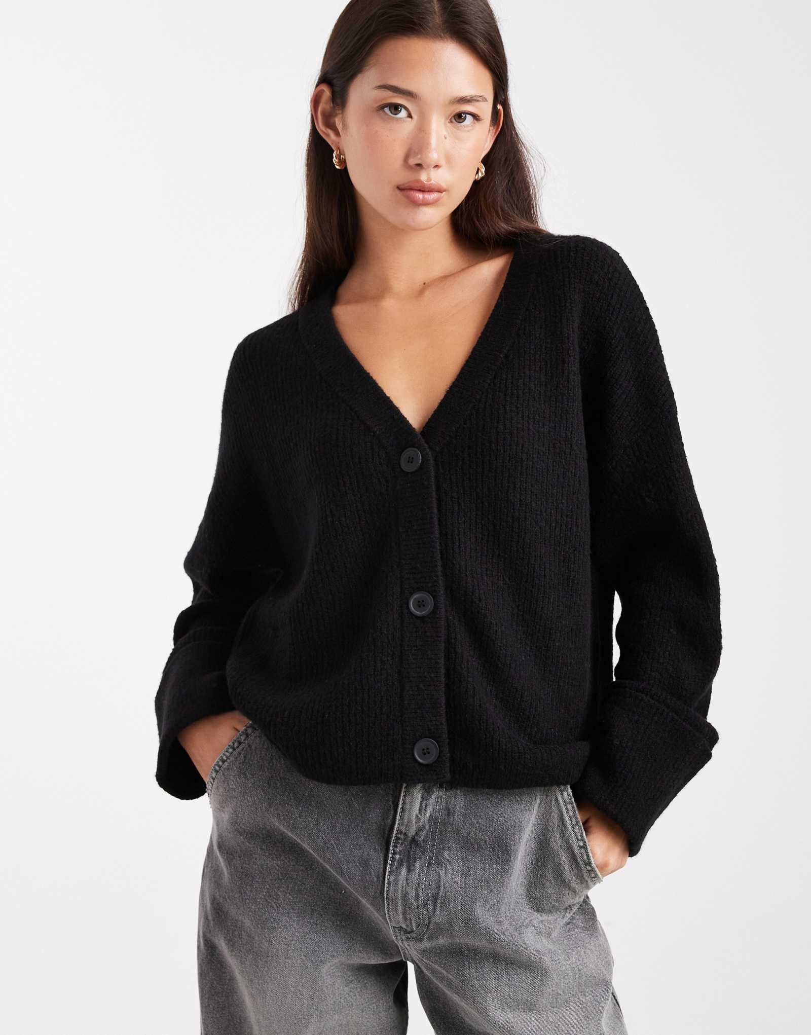 Черный кардиган с v-образным вырезом и широкими манжетами Miss Selfridge
