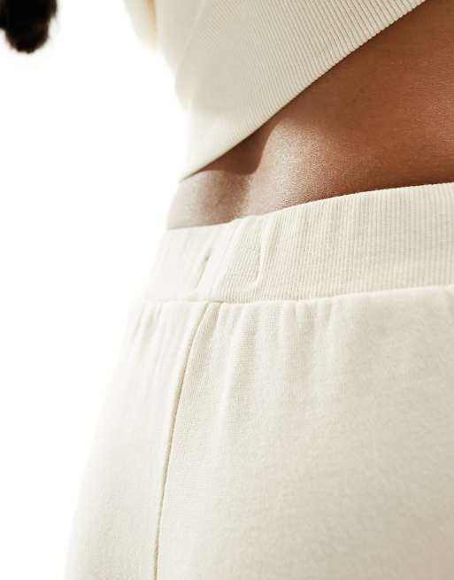 Miss Selfridge wide leg jogger co-ord in cream, 3 of 5