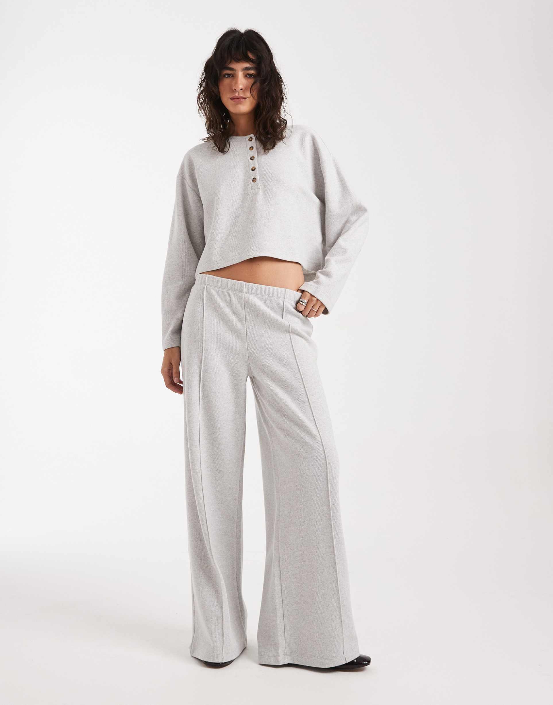 miss selfridge wide leg pants in light gray - part of a set