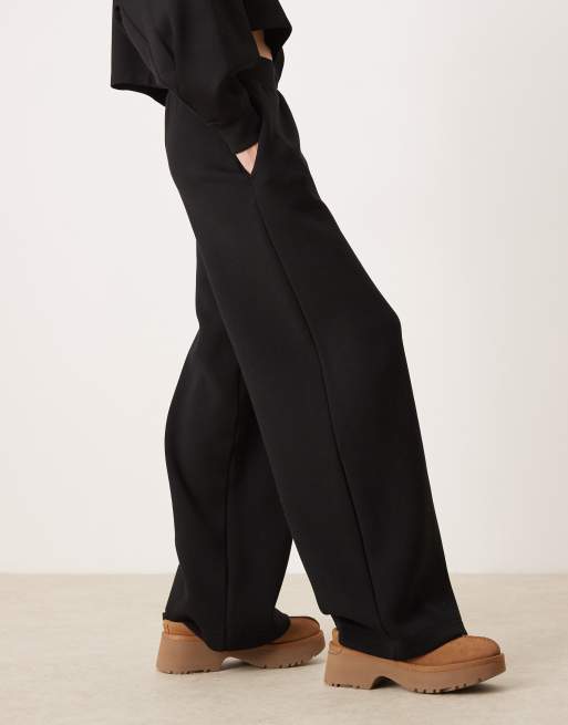 Miss Selfridge wide leg trackies in scuba-style fabric, 3 of 5