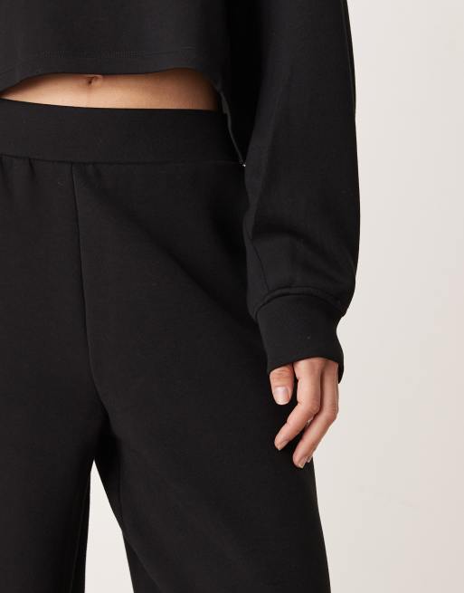 Miss Selfridge wide leg trackies in scuba-style fabric, 4 of 5