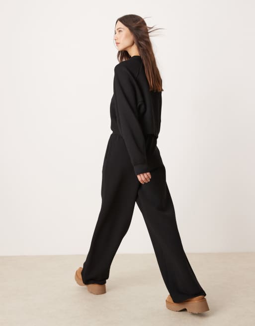 Miss Selfridge wide leg trackies in scuba-style fabric, 5 of 5