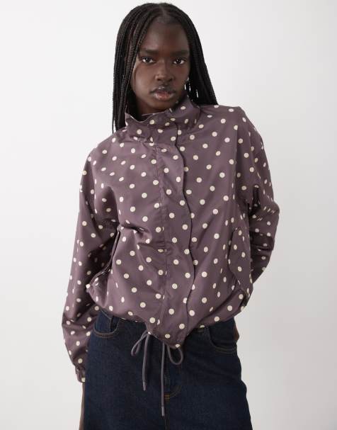 Miss Selfridge windjack met geschulpt detail in chocoladebruin met stippen - view 1