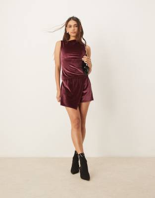 wrap over velvet skort in burgundy-Red