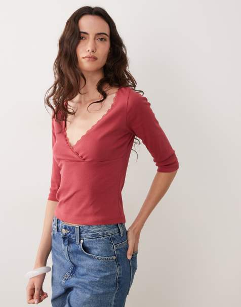 Miss Selfridge wrap-top med trekvartlange ærmer og polkaprikket print - view 1