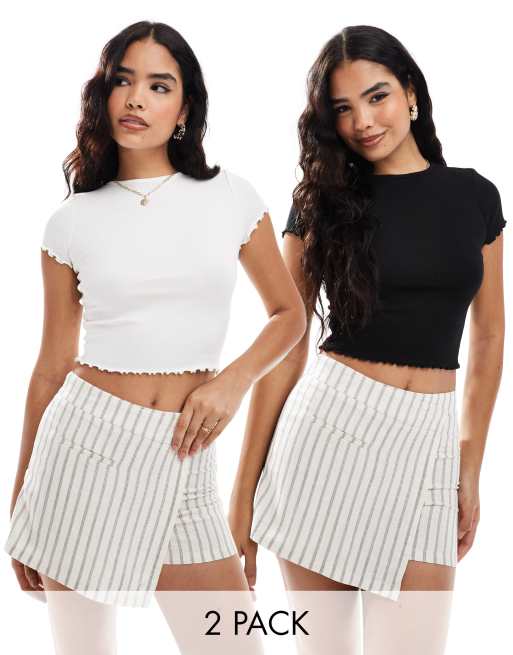 Miss Selfridge – Zestaw 2 prążkowanych T-shirtów z krótkimi rękawami i karbowanym brzegiem w kolorach czarnym i białym