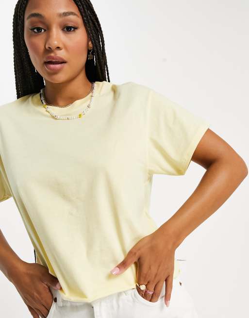 Miss Selfridge – Żółty T-shirt bawełniany z krótkim rękawem – YELLOW